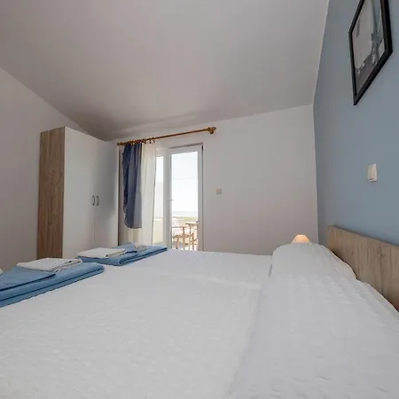 Family-friendly With Swimming Pool Palit, Rab - 16330 * Palit