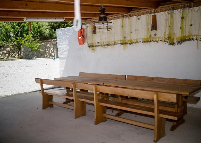 Appartement Family-friendly With Swimming Pool Palit, Rab - 16330 *