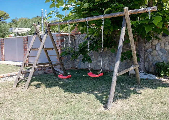 Appartement Family-friendly With Swimming Pool Palit, Rab - 16330